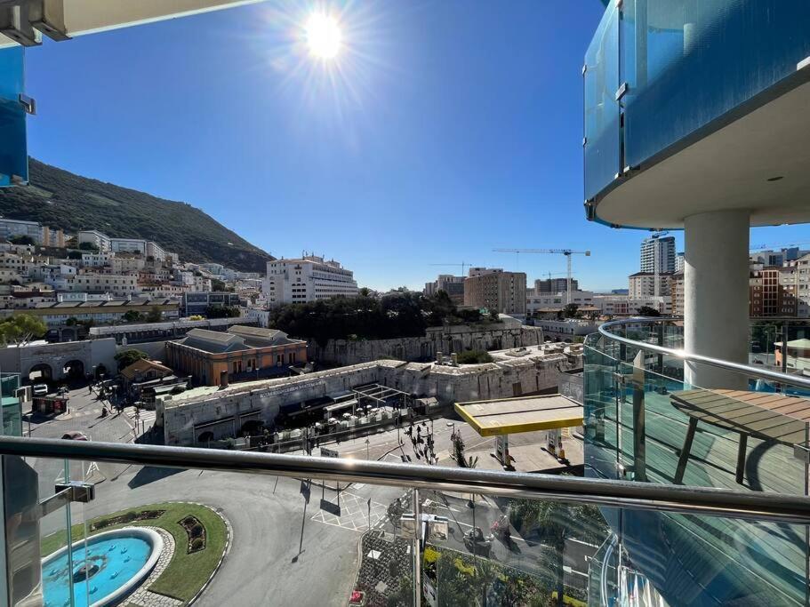 Gibraltar Luxury With Rooftop Pools & Views Eksteriør bilde